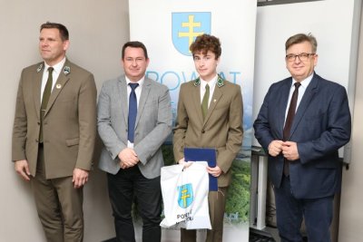 stypendyści Starosty Kieleckiego_2021