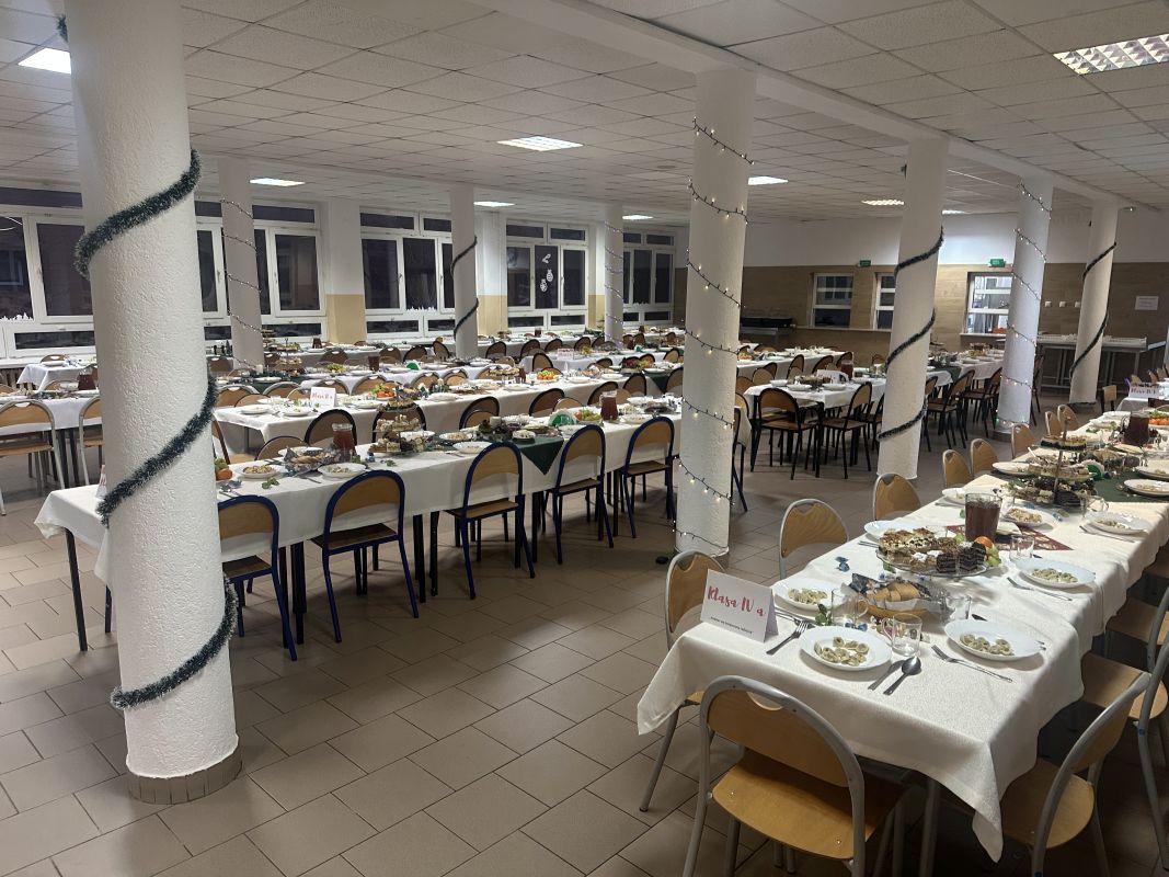 Wigilijna wieczerza w Zespole Szkół Leśnych w Zagnańsku