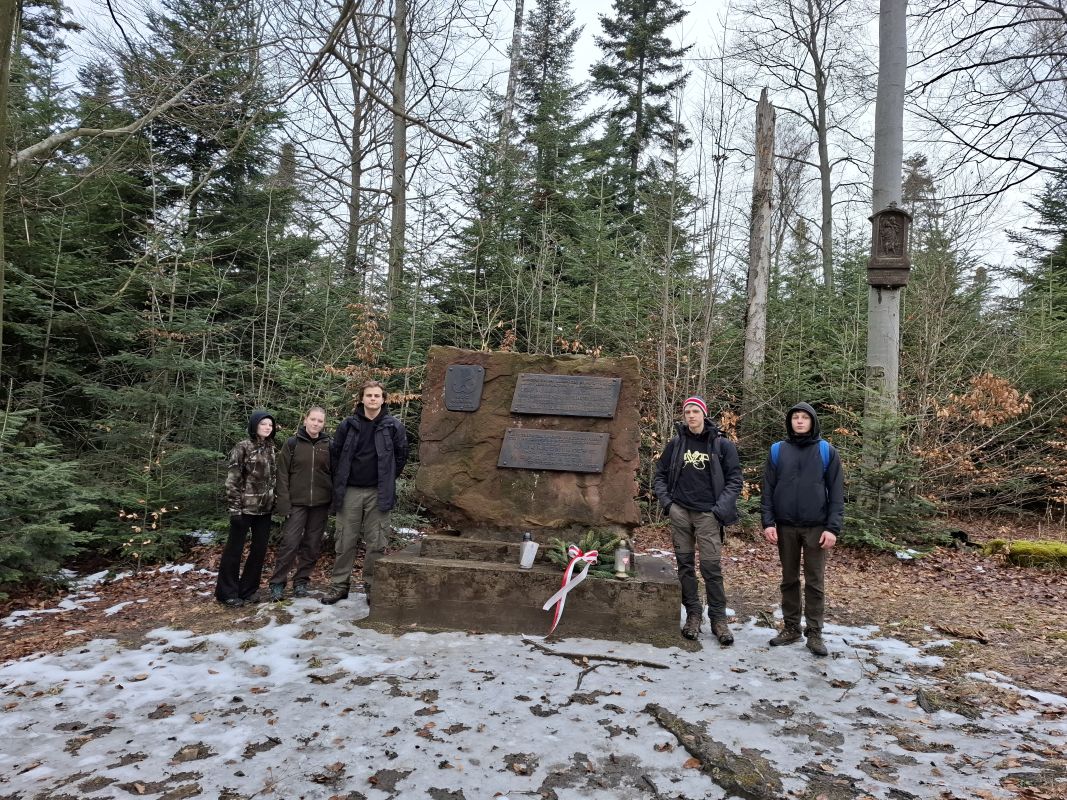 Walentynkowy rajd Szkolnego Koła Turystycznego